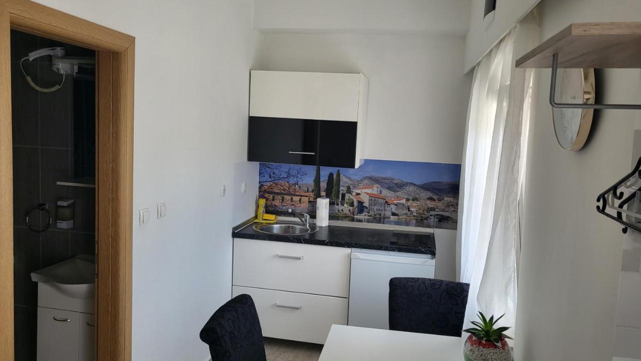 Mango Apartments Trebinje Exteriör bild