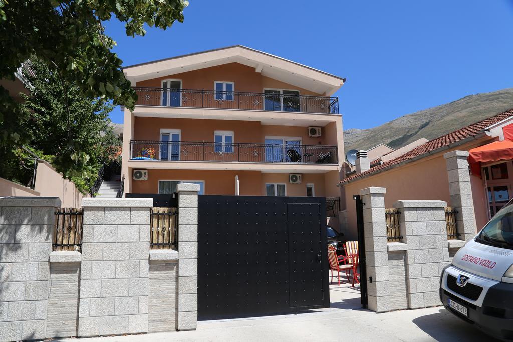 Mango Apartments Trebinje Exteriör bild